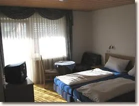 Frankischer Landgasthof 2*